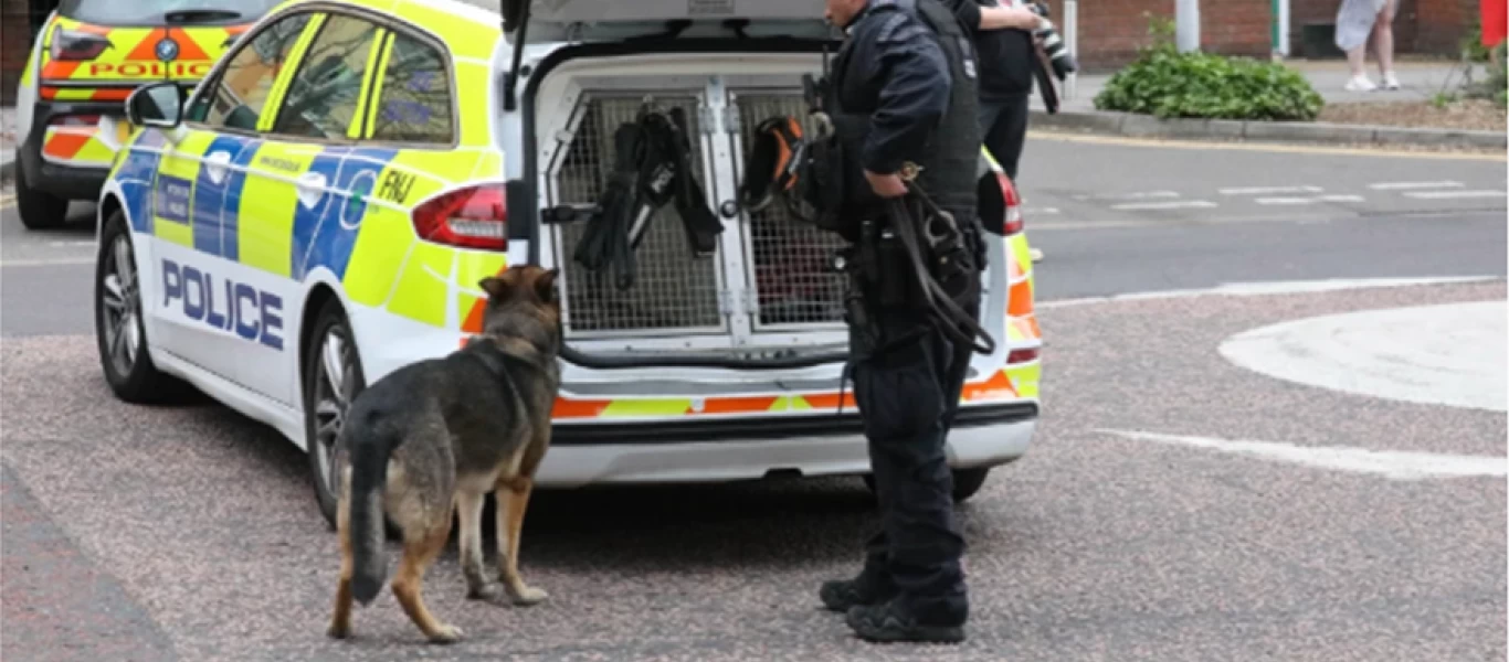 Βρετανία: Συμπλοκή με μαχαιρώματα μεταξύ νεαρών στο Λονδίνο - Ένας σοβαρά τραυματίας (βίντεο)